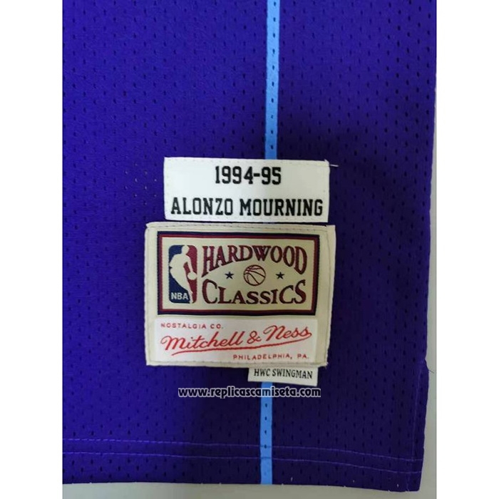Camiseta Charlotte Hornets Larry Johnson #2 Mitchell & Ness 1994-95 Violeta